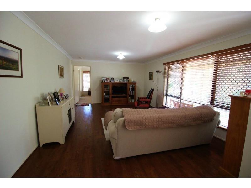 20 LAWRENCE Court South, Regency Downs QLD 4341