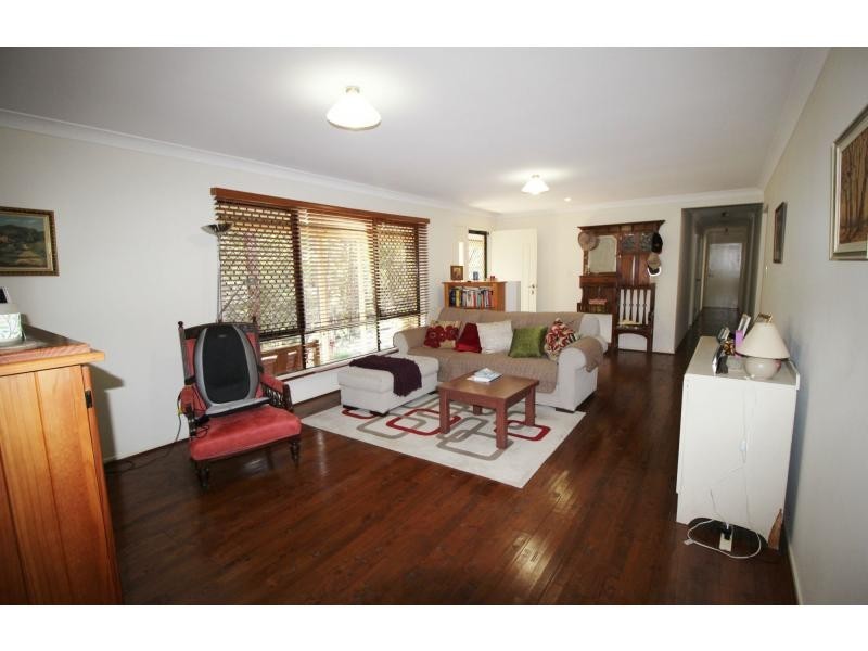 20 LAWRENCE Court South, Regency Downs QLD 4341