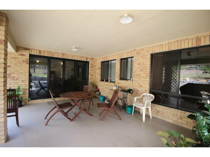 20 LAWRENCE Court South, Regency Downs QLD 4341