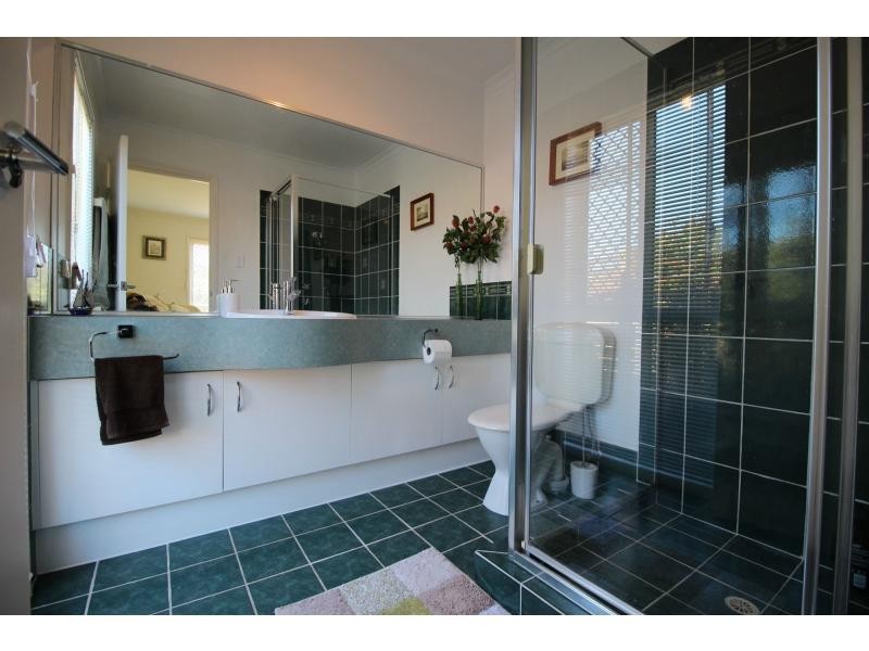 21 Van Dyke Crescent, Mcdowall QLD 4053