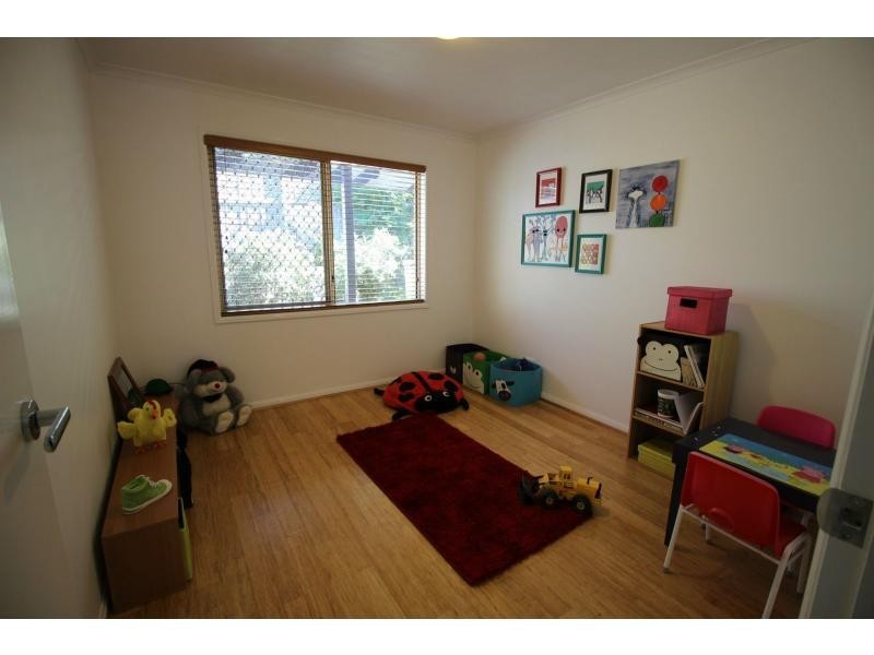 21 Van Dyke Crescent, Mcdowall QLD 4053