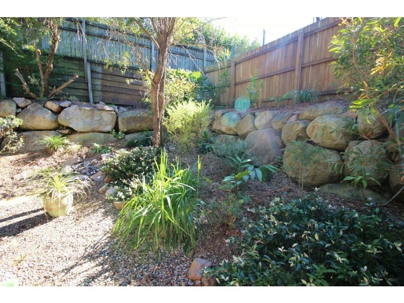 21 Van Dyke Crescent, Mcdowall QLD 4053