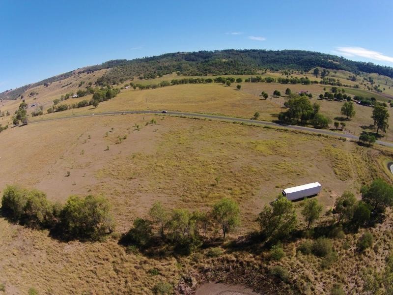 4 Wells Road, Summerholm QLD 4341