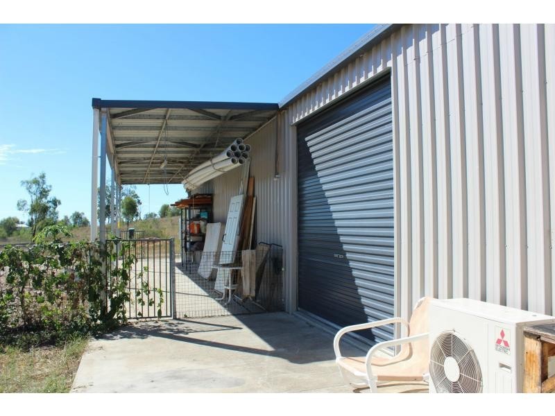 4 Wells Road, Summerholm QLD 4341