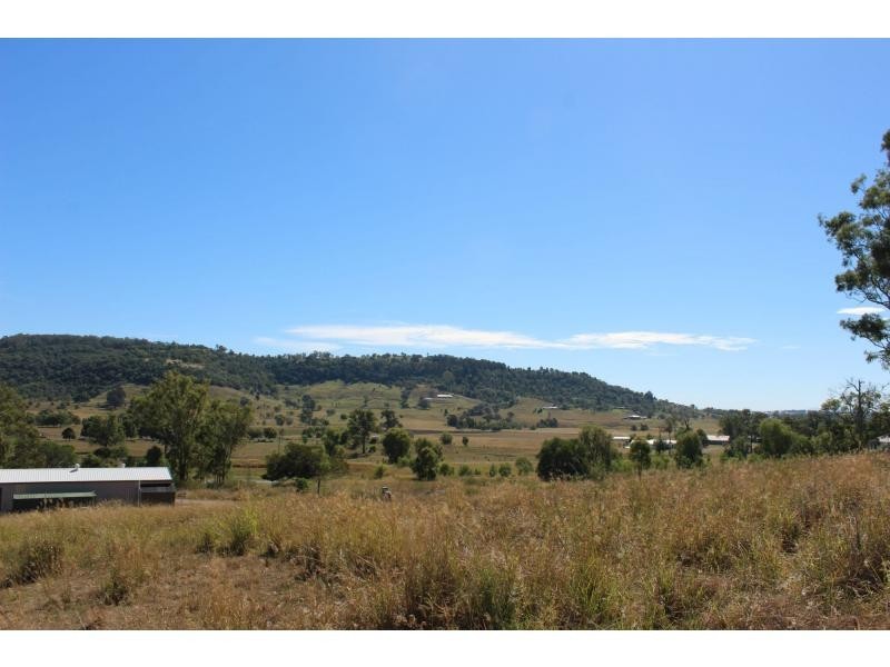 4 Wells Road, Summerholm QLD 4341