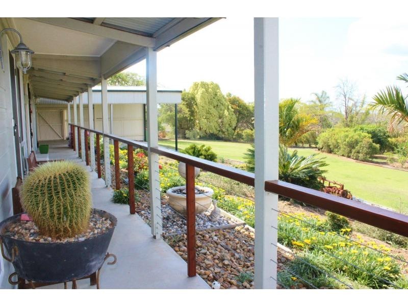 141 Lakes Drive, Laidley Heights QLD 4341