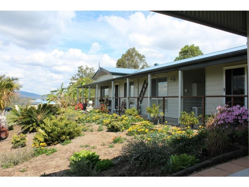 141 Lakes Drive, Laidley Heights QLD 4341