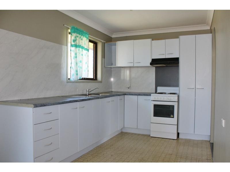 18 Wickham Street, Laidley QLD 4341