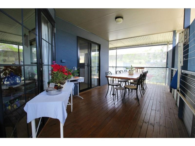 15 PELICAN Drive, LAKES ESTATE, Laidley Heights QLD 4341