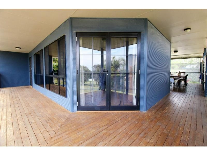 15 PELICAN Drive, LAKES ESTATE, Laidley Heights QLD 4341