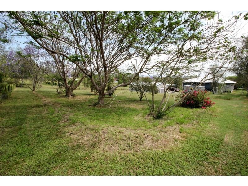 15 PELICAN Drive, LAKES ESTATE, Laidley Heights QLD 4341