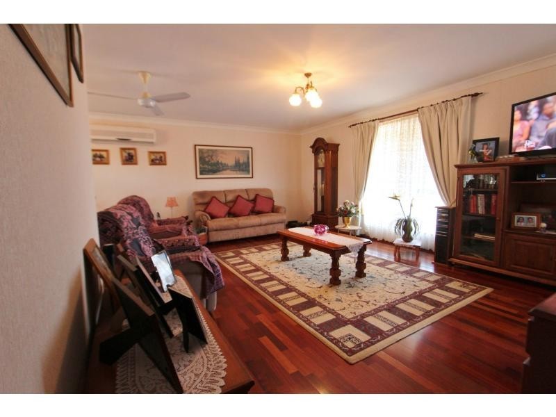 23 Haslingden Road, Lockyer Waters QLD 4311