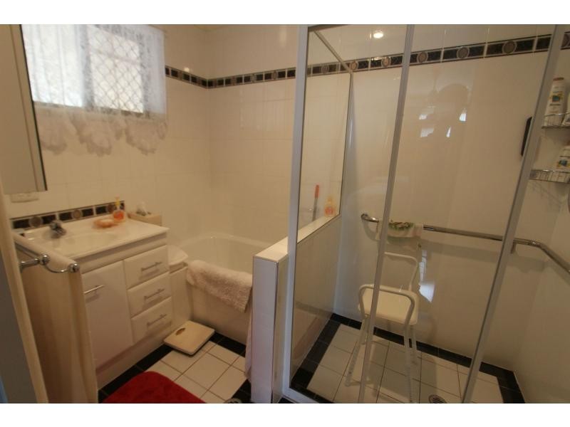 23 Haslingden Road, Lockyer Waters QLD 4311