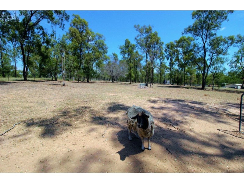 193 LAKES Drive, Laidley Heights QLD 4341