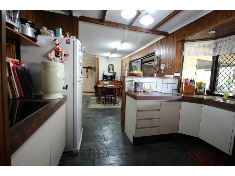 5 Jahn Drive, Glenore Grove QLD 4342