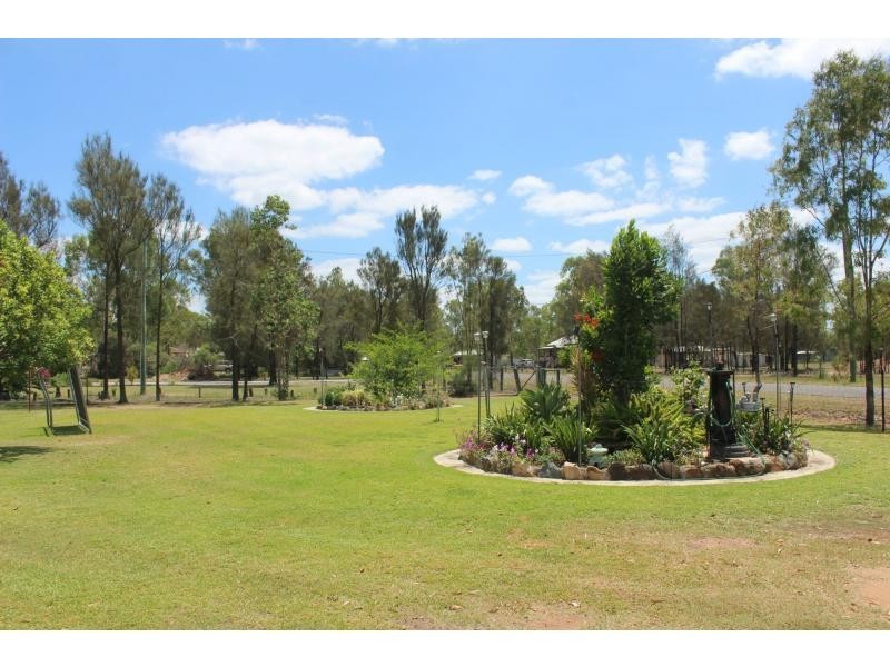 3 Banksia Court, Morton Vale QLD 4343