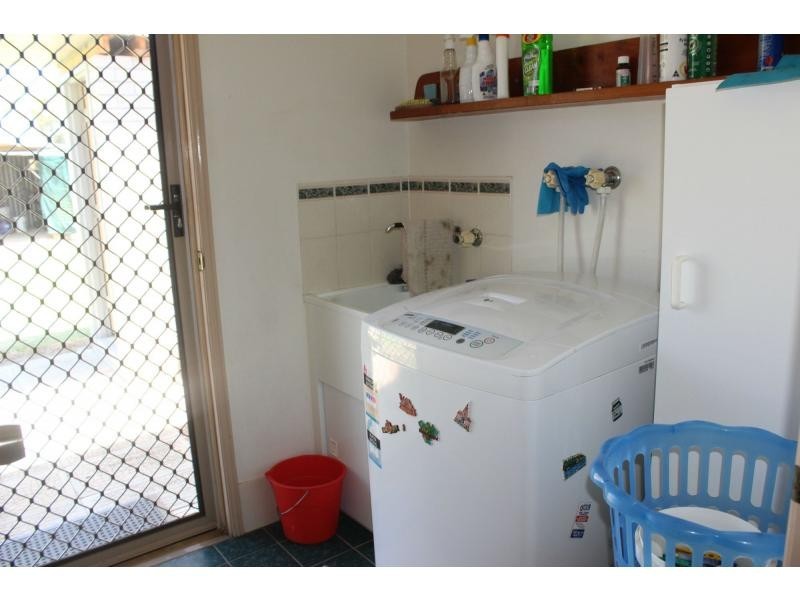 3 Banksia Court, Morton Vale QLD 4343