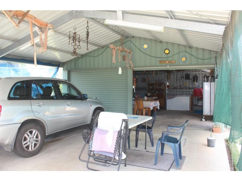 3 Banksia Court, Morton Vale QLD 4343