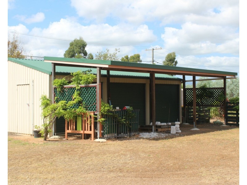 6 Egret Court, Laidley Heights QLD 4341