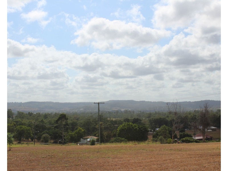 6 Egret Court, Laidley Heights QLD 4341