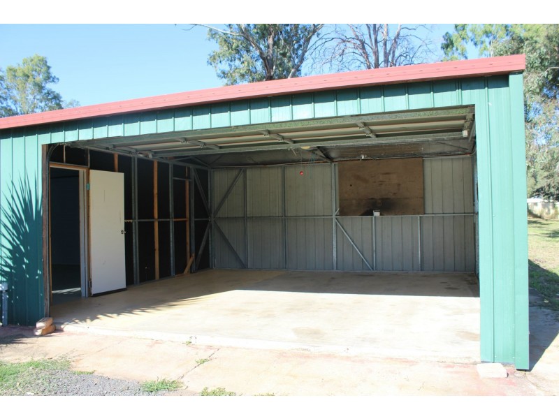 25 Challenge Avenue, Kensington Grove QLD 4341