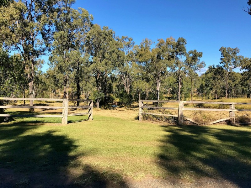 11 Stilt Court, Laidley Heights QLD 4341