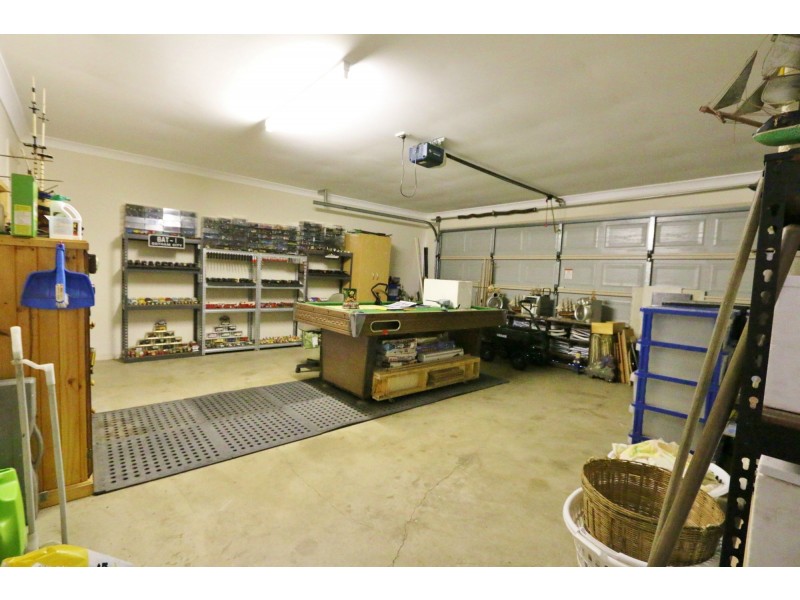 8 Kenneth Avenue, Laidley QLD 4341