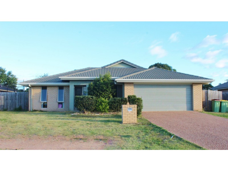 8 Peppermint Place, Laidley QLD 4341