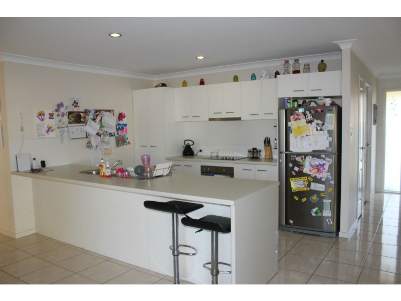 8 Peppermint Place, Laidley QLD 4341