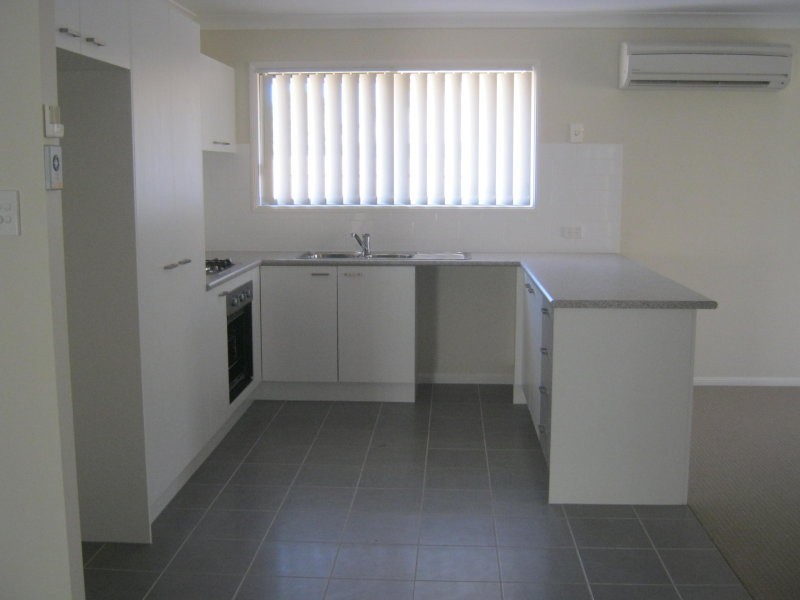 22 McInnes Street, Lowood QLD 4311