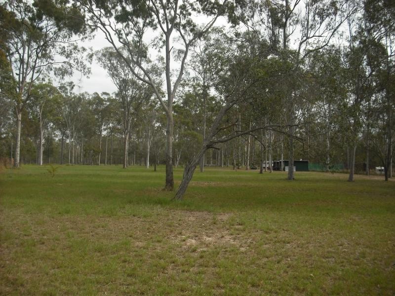 15 Lewis Court, Lockyer Waters QLD 4311