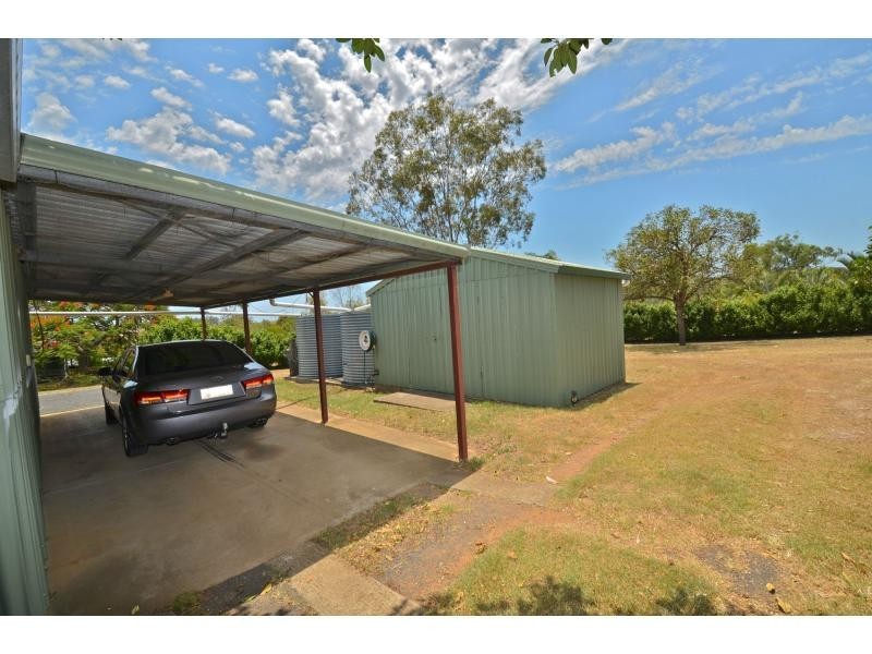 9 Hewett Drive, Regency Downs QLD 4341
