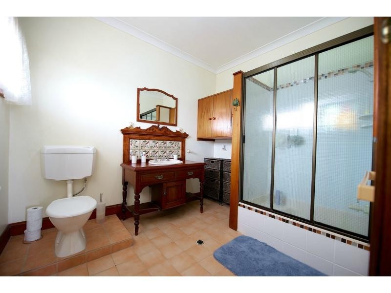 7 Dumke Street, Lowood QLD 4311