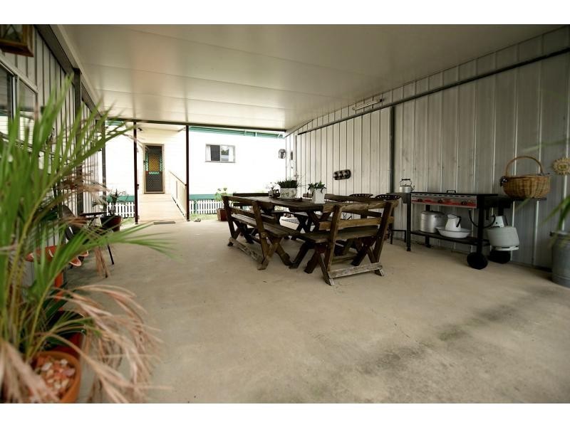 7 Dumke Street, Lowood QLD 4311