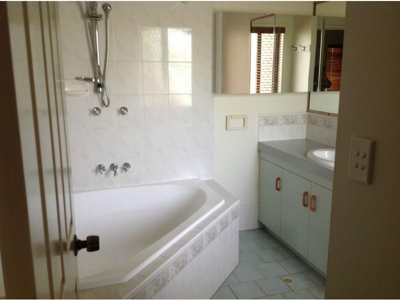 Lake Clarendon QLD 4343