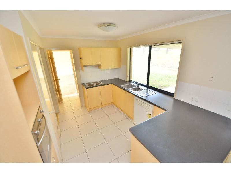 4 Amy Drive, Laidley Heights QLD 4341