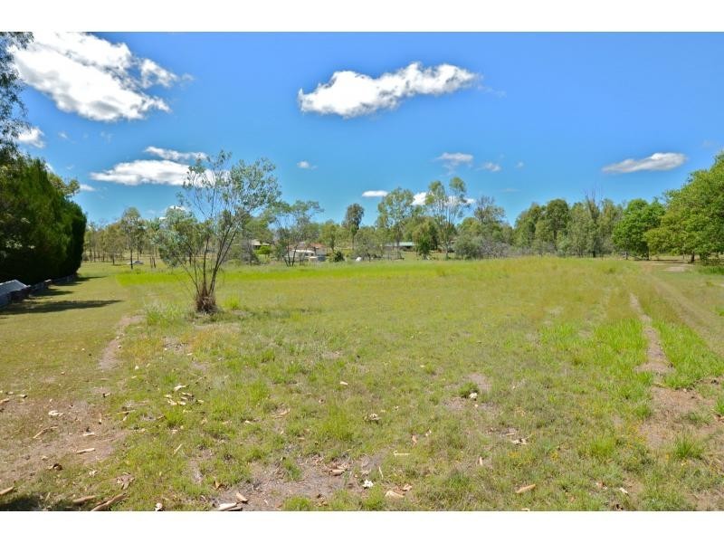 Kensington Grove QLD 4341