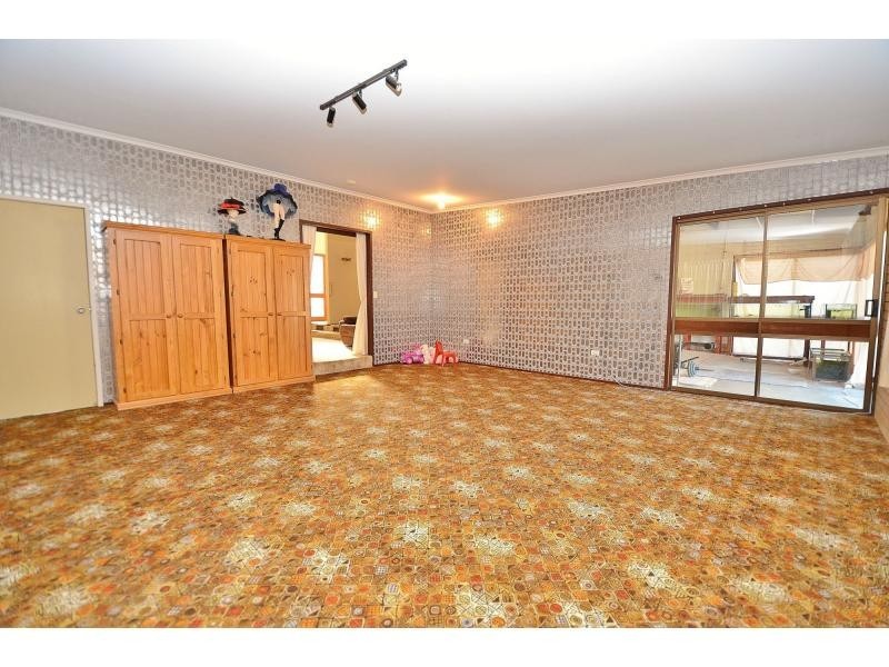 22 Crestview Avenue, Gatton QLD 4343