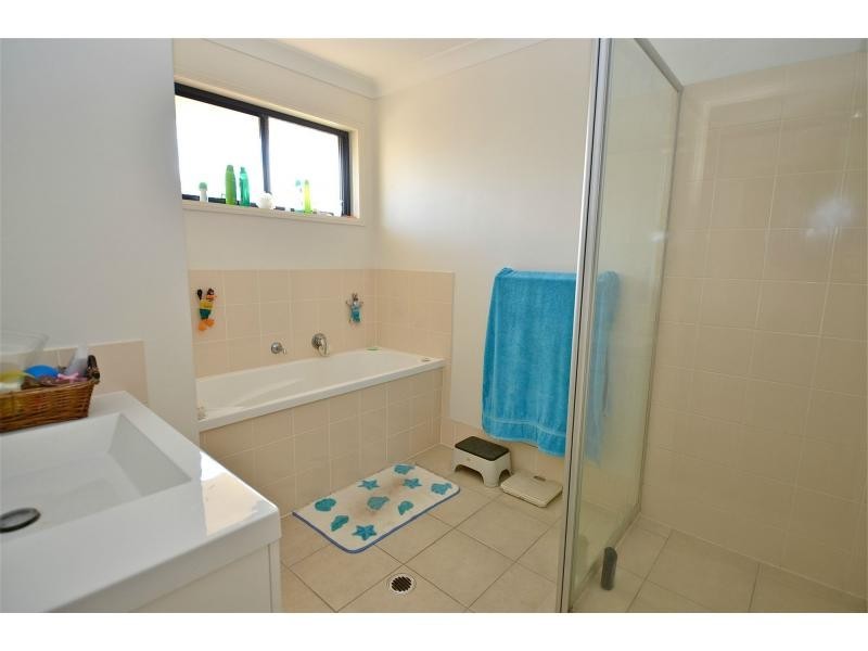 6 Silver Wattle Place, Laidley QLD 4341