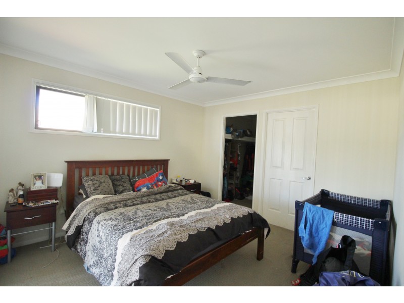22 McInnes Street, Lowood QLD 4311