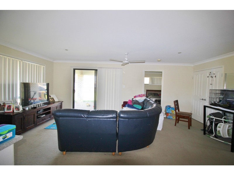 22 McInnes Street, Lowood QLD 4311