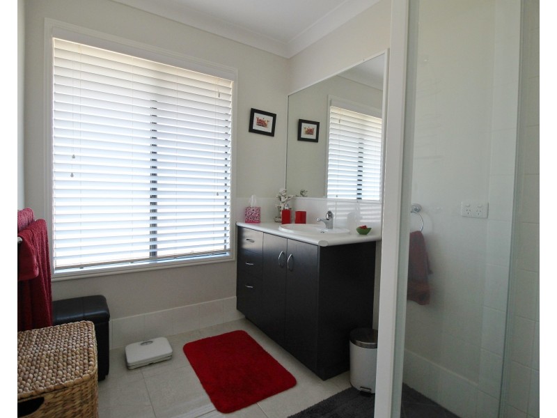 4 Beames Dr, Laidley South QLD 4341