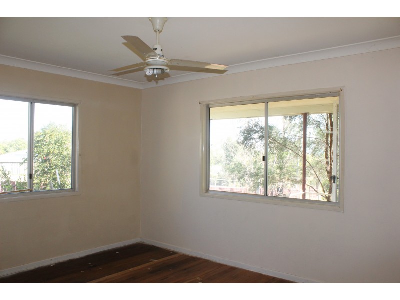 7 Power St, Glenore Grove QLD 4342