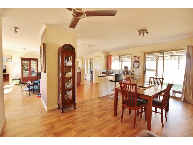 5 Curlew Pl, Laidley Heights QLD 4341