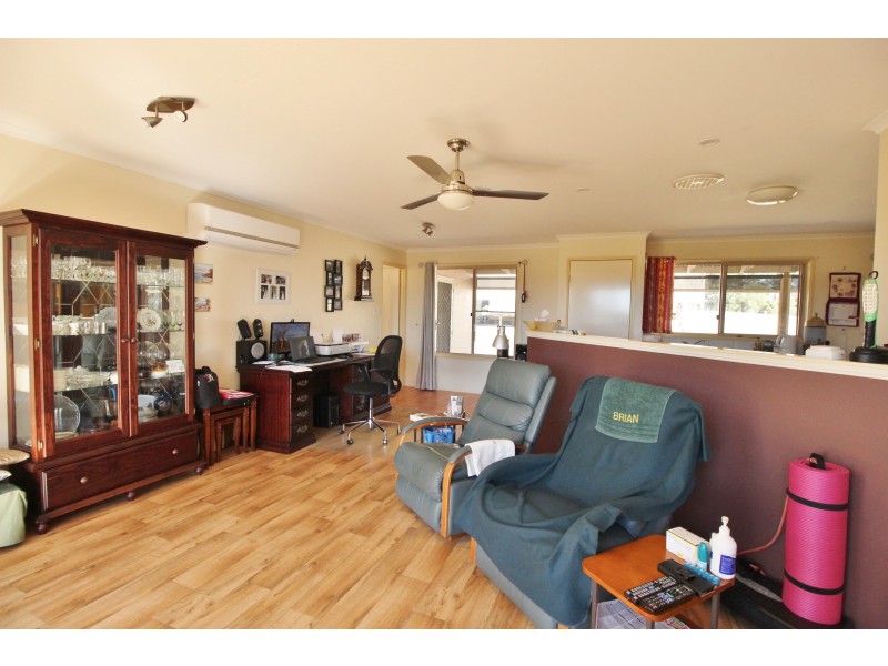 5 Curlew Pl, Laidley Heights QLD 4341