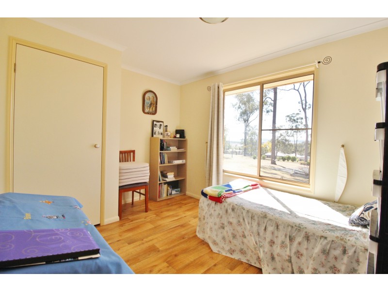 5 Curlew Pl, Laidley Heights QLD 4341