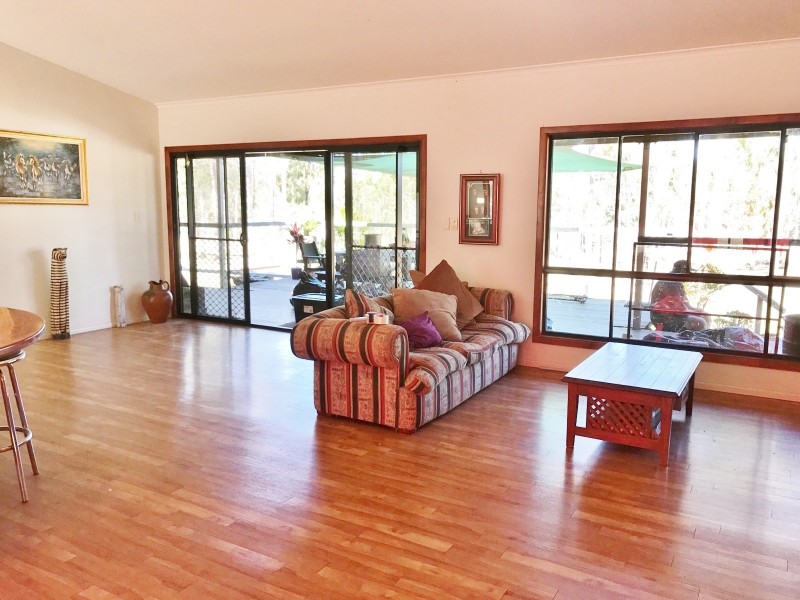272 Grandchester Mt Mort Rd, Grandchester QLD 4340