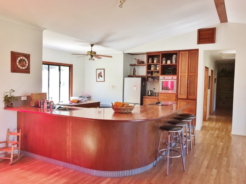 272 Grandchester Mt Mort Rd, Grandchester QLD 4340