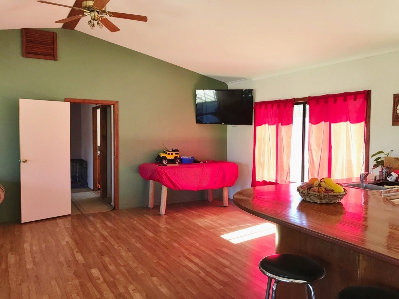 272 Grandchester Mt Mort Rd, Grandchester QLD 4340
