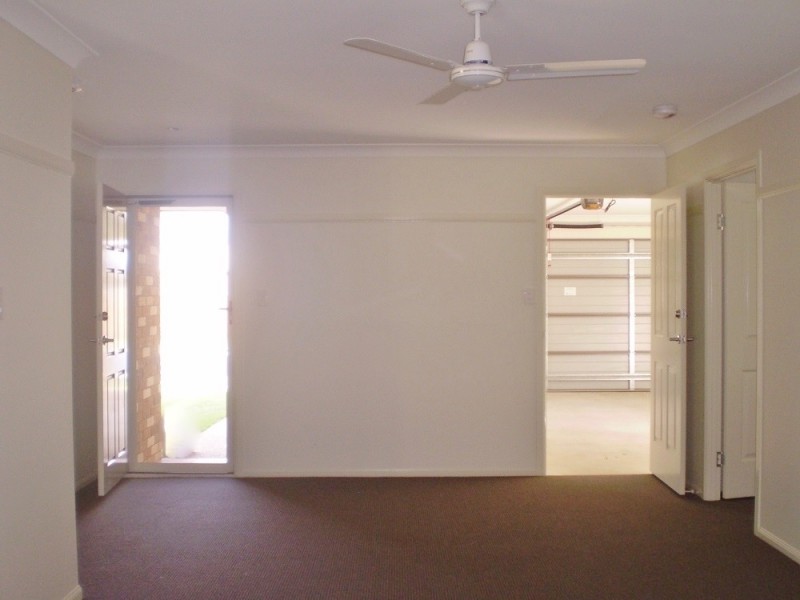 124 Douglas Mcinnes Dr, Laidley QLD 4341
